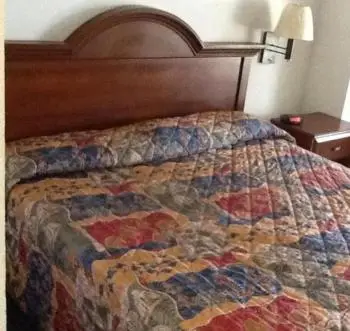 Broadway Inn Express 8
