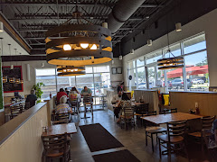 Restaurant near Broadway Inn Express